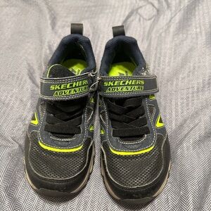 Skechers Adventure Kids Sneakers - Black and Neon Yellow